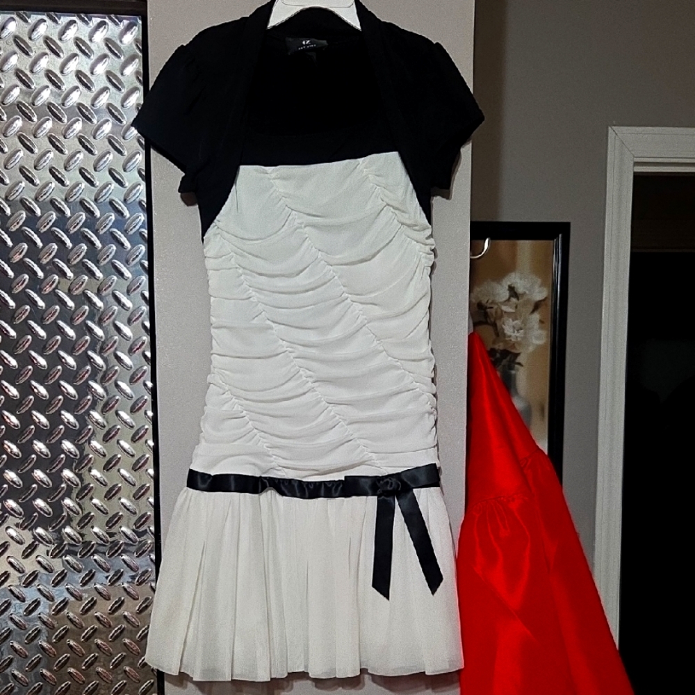 Elegant Black and White Dress with Bow For Girls.